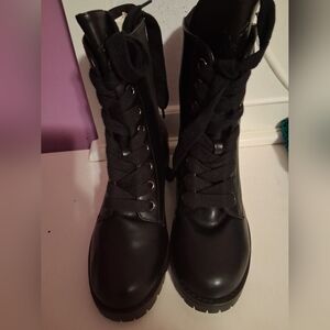 Hinge Black Combat Boots